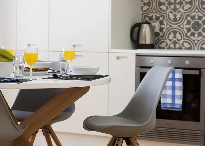 Joivy Downtown Design Apartments